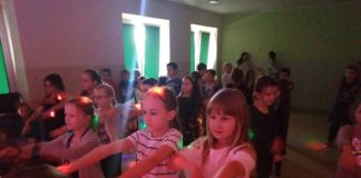 Tak się bawiła na andrzejkach 2c