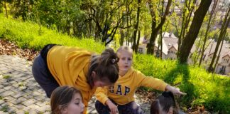 Warsztaty plastyczne w plenerze.