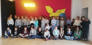 WYJAZD DO TEATRU MASKA