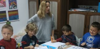 Odkrywamy nowe techniki plastyczne