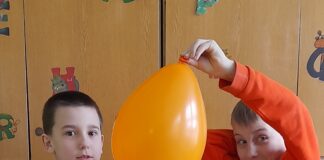 ŚWIETLICOWE EKSPERYMENTY