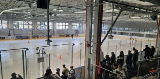 ZAWODY W ŁYŻWIARSTWIE SZYBKIM