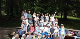 Zajęcia edukacyjne w parku