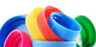 Szkolna zbiórka nakrętek