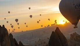 SPOTKANIE Z PODRÓŻNIKIEM