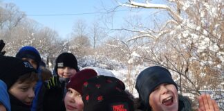 Korzystamy z uroków zimy – klasa 5 b na kuligu