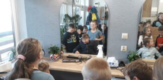 2A W SALONIE FRYZJERSKIM