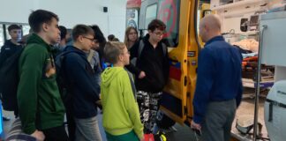 INTEGRACYJNE WYJŚCIE WOLONTARIUSZY DO CENTRUM SYMULACJI MEDYCZNEJ