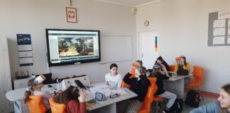 Wirtualna podróż przez strefy krajobrazowe z Goglami VR