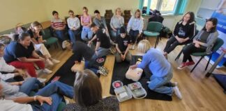 „Ratujemy i uczymy ratować”