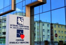 Klasa 2b w Centrum Symulacji Medycznej w Sanoku